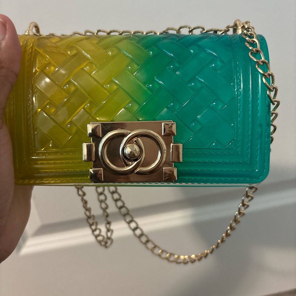 Gradient Woven Chain Bag